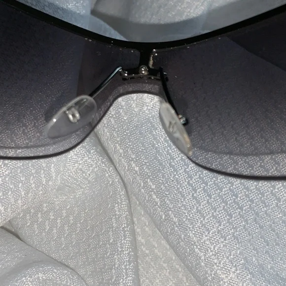 Gucci HorseBit Shiny Black/Gray & Silver Sunglasses - Picture 4 of 16